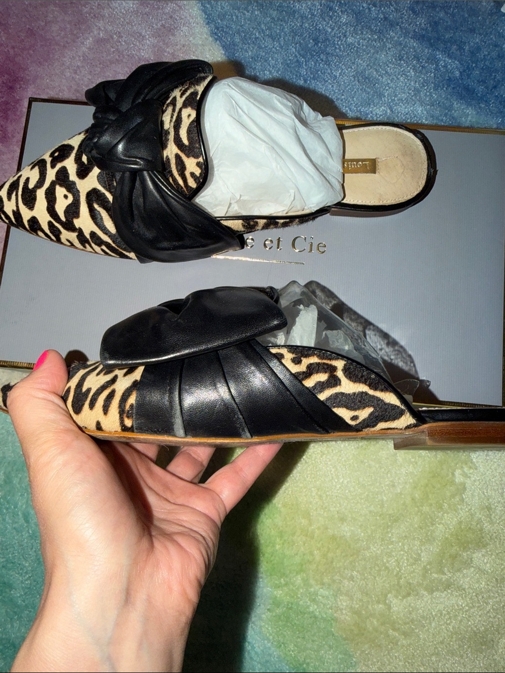 Louise et Cie “Cela” Bow Black & Leopard Calf Hair Pointed Toe Knot Mules - Picture 5 of 11